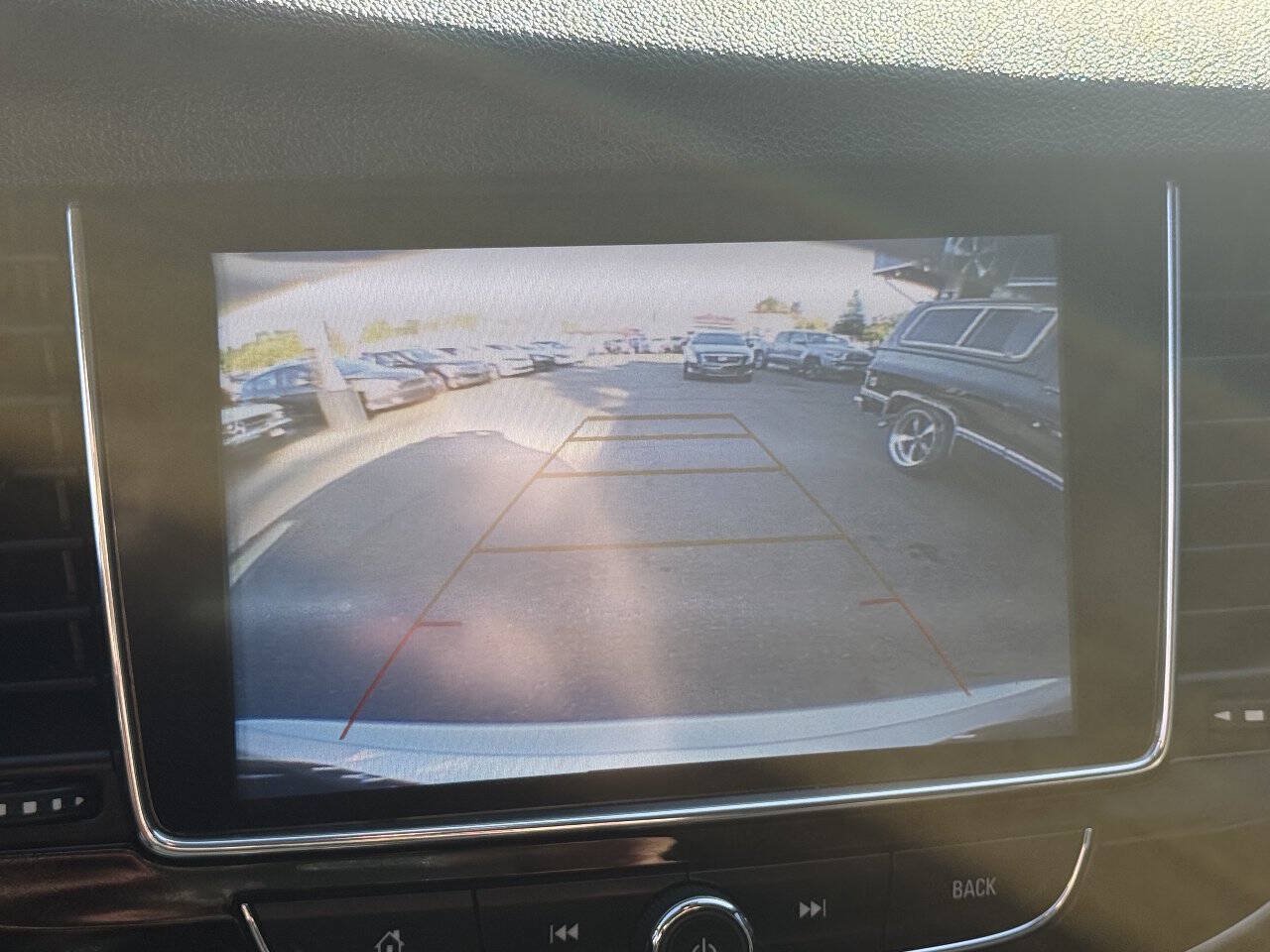 Used 2018 Buick Encore Sport Touring FWD image 23