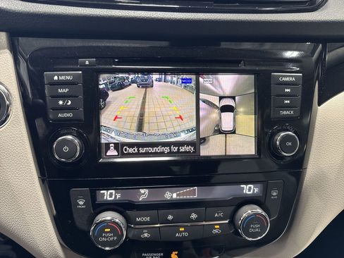 Certified 2022 Nissan Rogue Sport SL AWD/4WD image 16