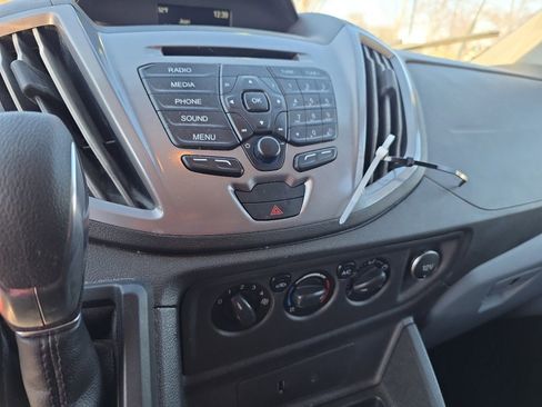 Used 2019 Ford Transit 150 XLT image 19