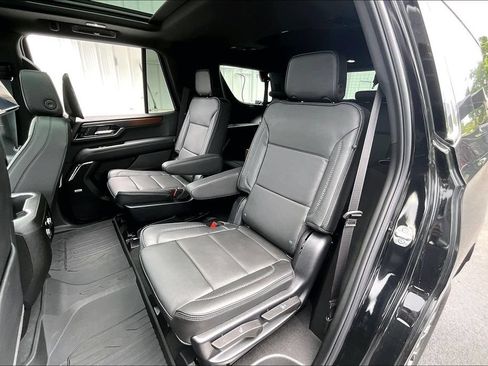 Used 2025 GMC Yukon Denali w/ Denali Reserve Package AWD/4WD image 21