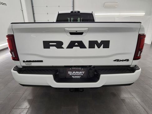 Used 2025 RAM 3500 Laramie image 29