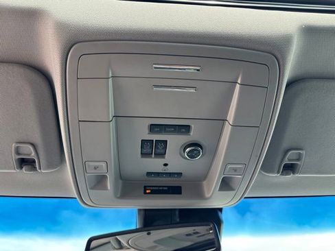 Used 2019 GMC Yukon Denali AWD/4WD image 24