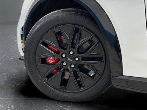 Used 2025 Ford Mustang Mach-E Premium w/ Sport Appearance Package image 29