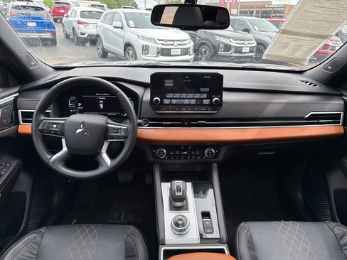 Used 2022 Mitsubishi Outlander SEL AWD/4WD image 42