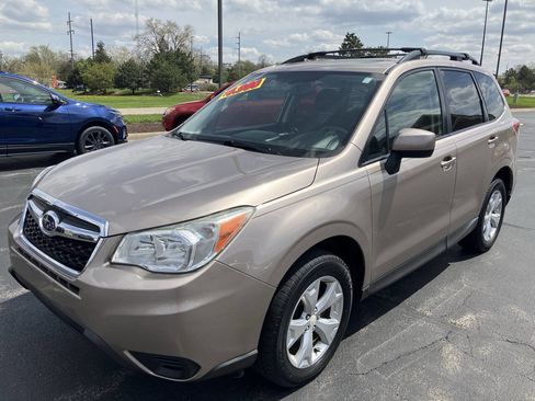 Used 2015 Subaru Forester 2.5i Premium w/ All-Weather Package AWD/4WD image 8
