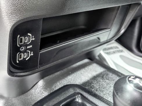 Used 2020 RAM 2500 Tradesman w/ Safety Group image 28