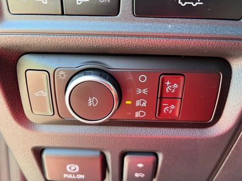 Used 2023 Ford F150 Lariat w/ Equipment Group 502A High AWD/4WD image 15