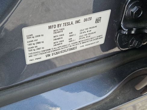 Used 2020 Tesla Model S Long Range AWD/4WD image 35