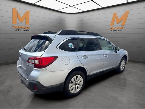 Used 2019 Subaru Outback 2.5i Premium AWD/4WD image 5
