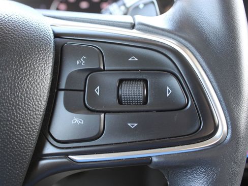 Used 2022 Buick Envision Preferred FWD image 26