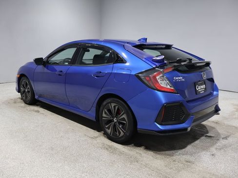 Used 2019 Honda Civic EX image 4