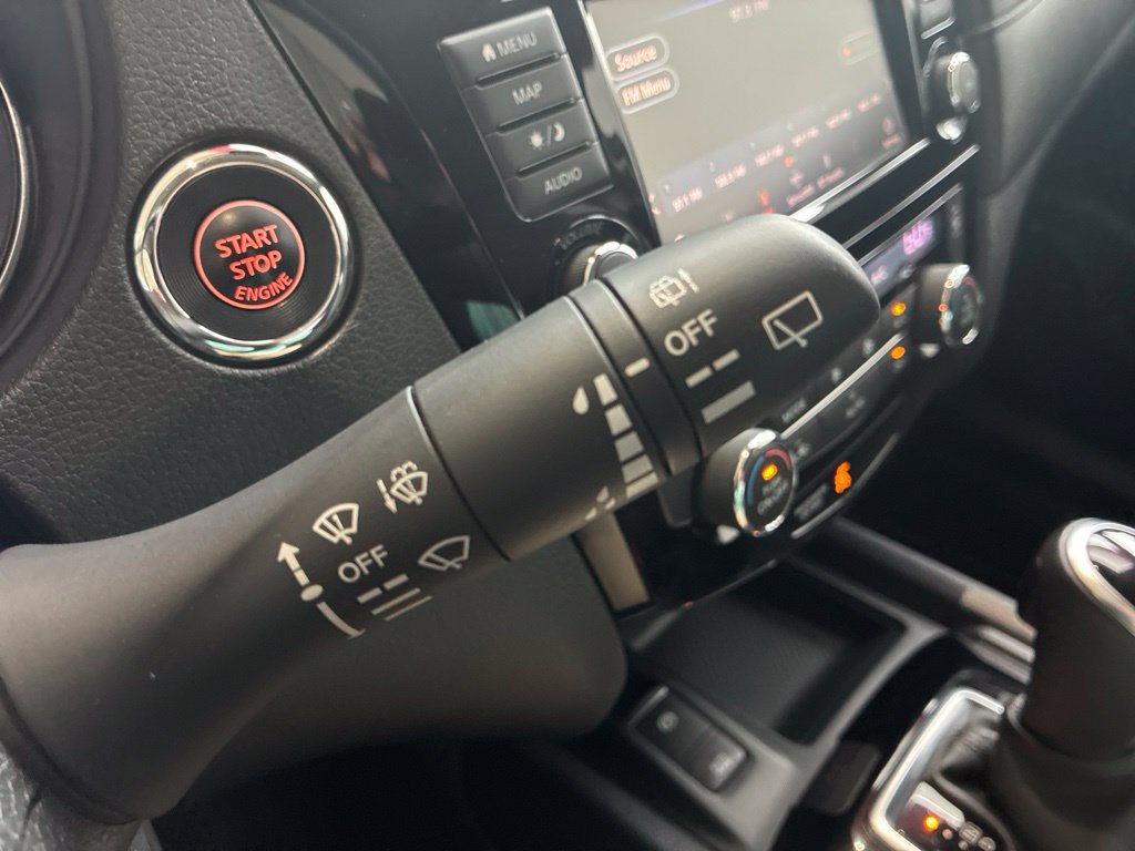 Used 2020 Nissan Rogue SV w/ Premium Package AWD/4WD image 26
