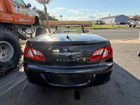 Used 2008 Chrysler Sebring Limited w/ Luxury Group image 29