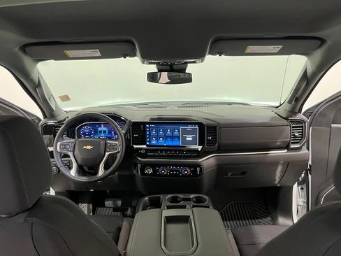 Certified 2024 Chevrolet Silverado 1500 LT AWD/4WD image 17