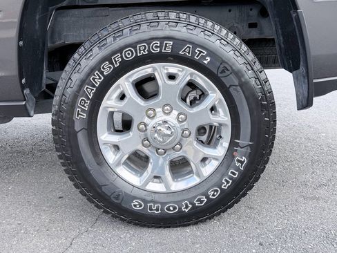 Used 2024 RAM 2500 Laramie image 37