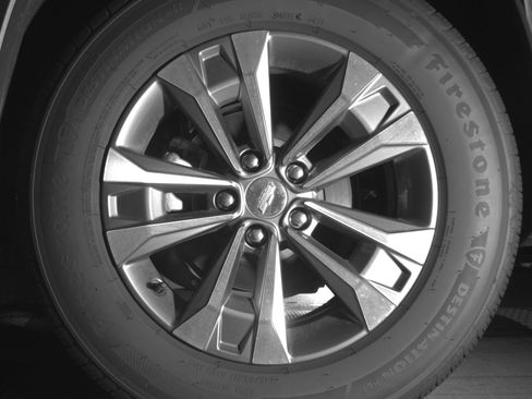 Used 2025 Chevrolet Equinox LT image 14