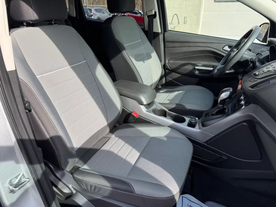 Used 2015 Ford Escape SE AWD/4WD image 19