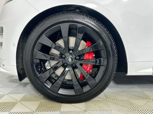 Certified 2025 Land Rover Range Rover Sport Dynamic SE AWD/4WD image 9