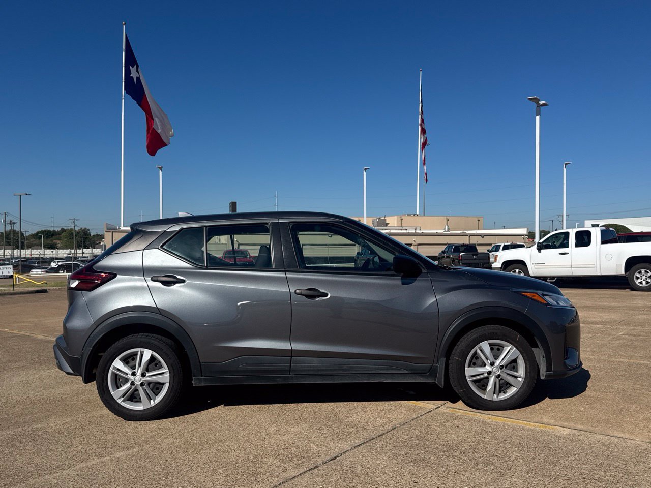 Certified 2021 Nissan Kicks S FWD image 40