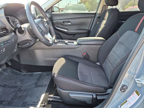 Used 2024 Nissan Sentra SR w/ Lighting Package FWD image 15