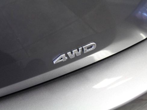 Used 2020 Nissan Pathfinder SL AWD/4WD image 33
