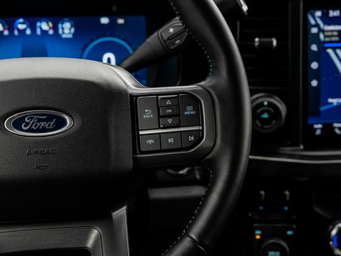 Used 2024 Ford F350 Lariat w/ Lariat Ultimate Package image 44