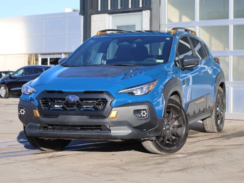 Used 2024 Subaru Crosstrek 2.5i Wilderness image 3