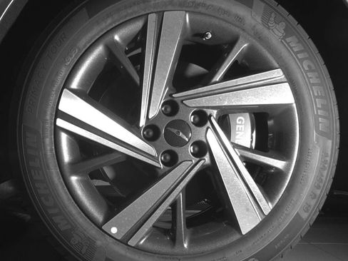 Used 2026 Genesis GV70 3.5T Sport Advanced AWD/4WD image 18