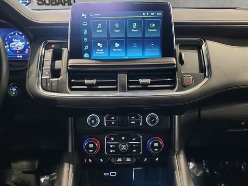 Used 2024 Chevrolet Suburban LT image 28