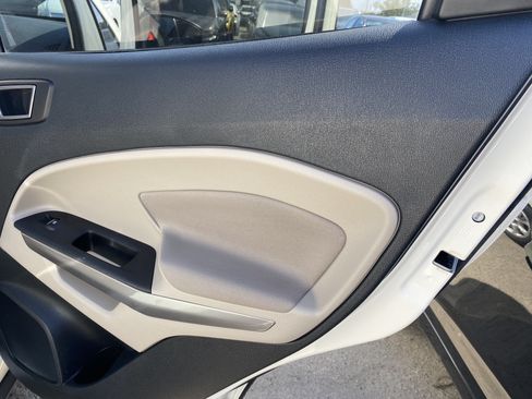 Used 2021 Ford EcoSport SE w/ SE Convenience Package FWD image 16