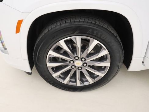 Used 2022 Chevrolet Traverse Premier image 6