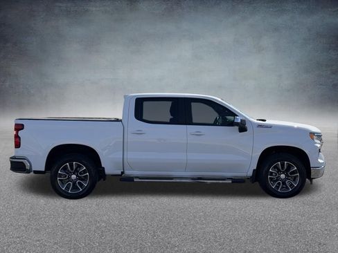 Used 2025 Chevrolet Silverado 1500 LT AWD/4WD image 2