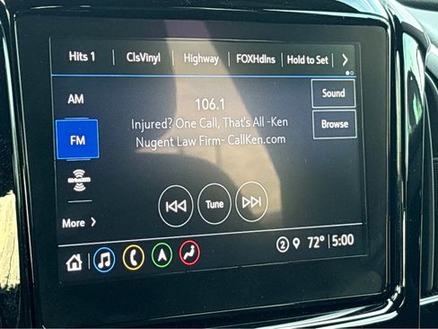 Used 2023 Chevrolet Traverse RS image 11