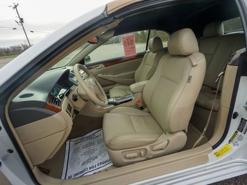 Used 2006 Toyota Solara SLE image 13