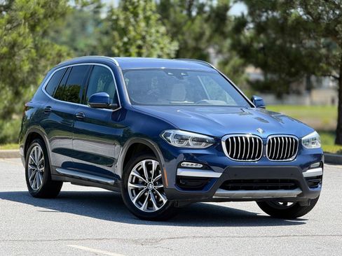 Used 2019 BMW X3 xDrive30i w/ Executive Package AWD/4WD image 13