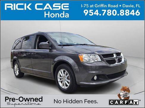 Used 2018 Dodge Grand Caravan SXT image 1