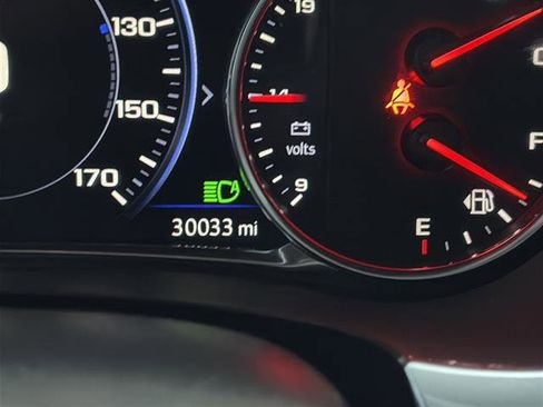 Used 2023 Chevrolet Traverse Premier w/ Redline Edition image 23