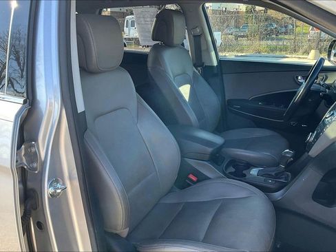 Used 2016 Hyundai Santa Fe Limited w/ Option Group 04 image 7