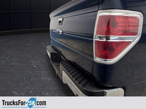 Used 2014 Ford F150 Lariat w/ Lariat Chrome Package image 31