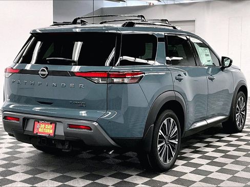 New 2026 Nissan Pathfinder Platinum AWD/4WD image 17