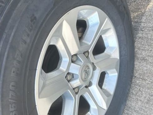 Used 2017 Toyota 4Runner SR5 image 23