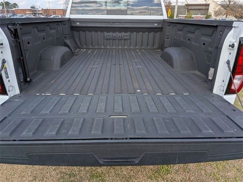 Used 2022 GMC Sierra 2500 SLE w/ SLE Value Package; image 32