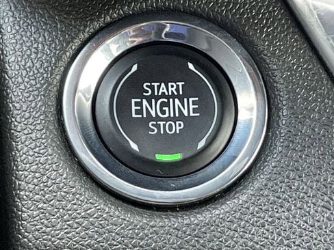 Used 2025 Buick Envista Preferred FWD image 21