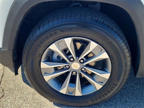 Certified 2025 Chevrolet Equinox LT image 6