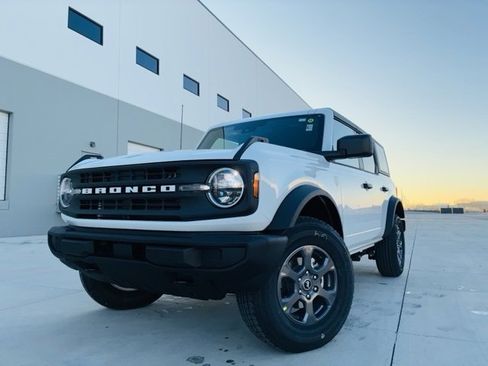 New 2025 Ford Bronco Big Bend image 1