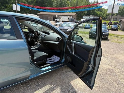 Used 2010 MAZDA MAZDA3 s Sport FWD image 16