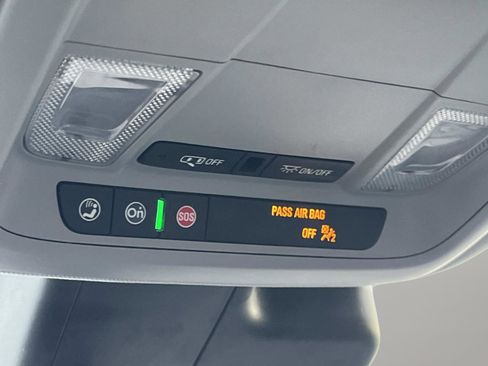 Used 2024 Chevrolet Malibu LT image 35