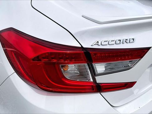 Used 2020 Honda Accord Sport image 29