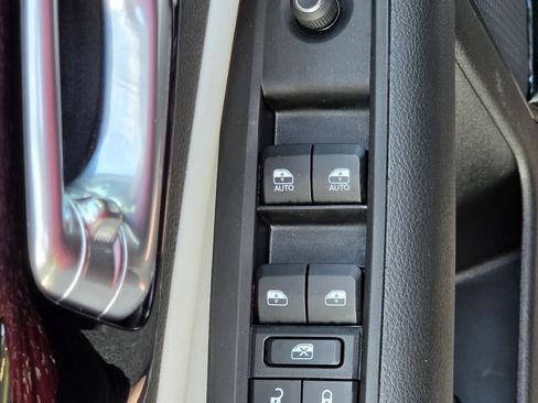 Used 2024 Jeep Compass Limited w/ Elite Group AWD/4WD image 13