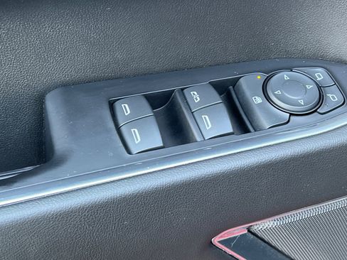 Used 2022 GMC Sierra 1500 Elevation image 14